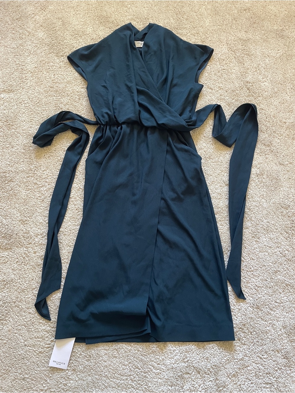 New! M.M. Lafleur The Hailey Dress size 2 - Picture 2 of 11